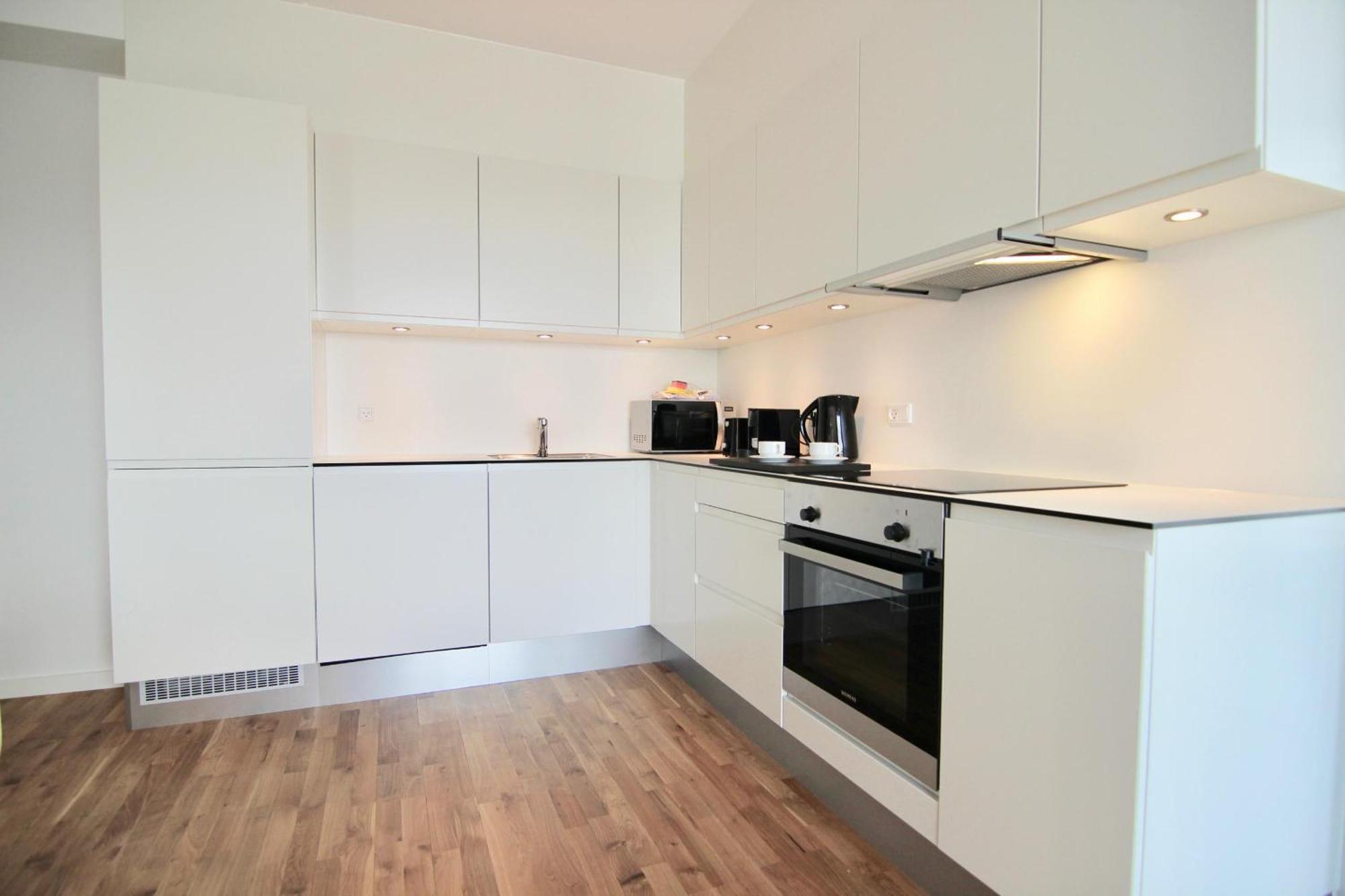 Apartment Stunning 2-bed W Balconies And Fantastic Views